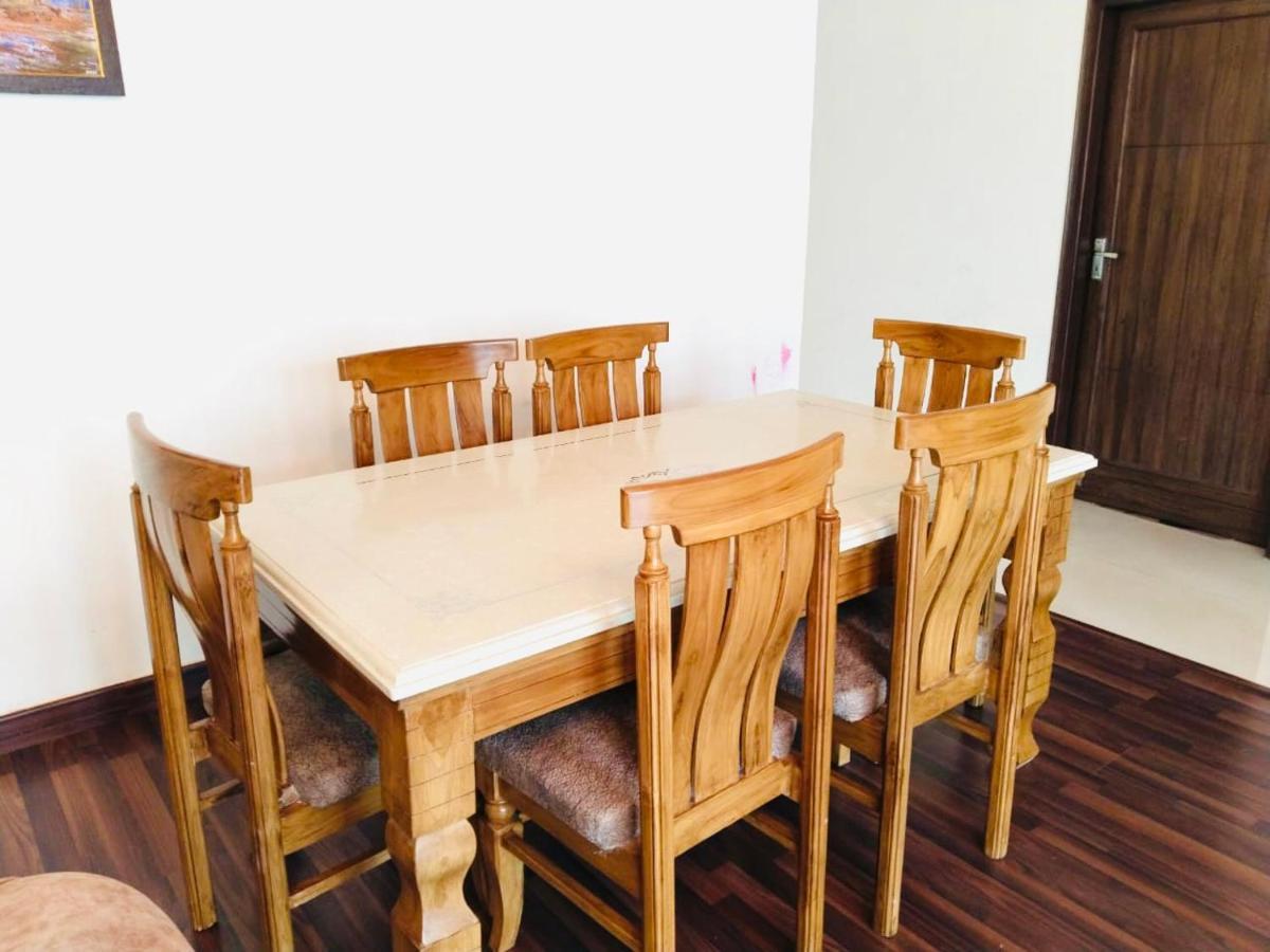 Fortune Home Service Apartment 2Bhk,E28 Saket 2A Neu-Delhi Exterior foto